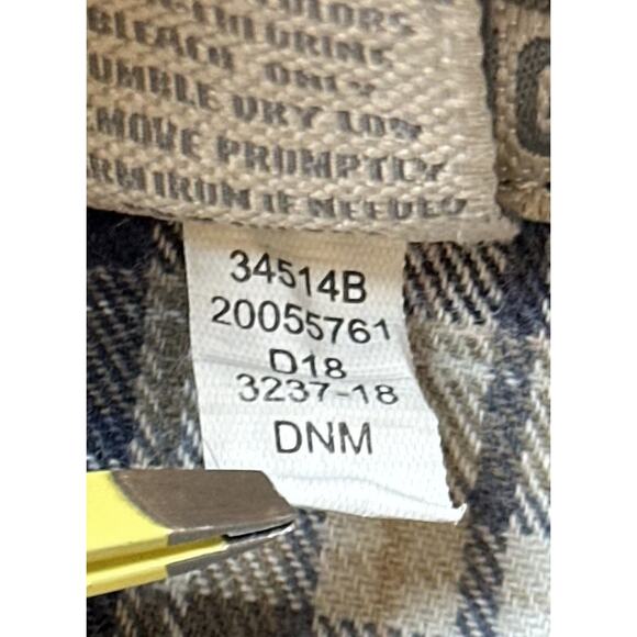 Duluth Trading Jeans Mens 36x32 (33 Waist) Flannel Lined Workwear Distressed - Picture 3 of 16